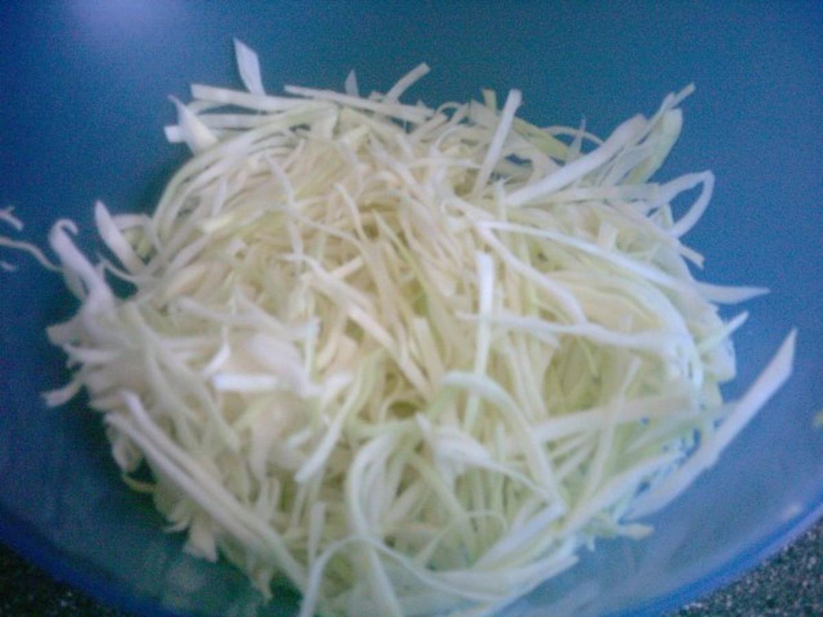 SALAT - Weißkohl - Mandel Salat - Rezept - Bild Nr. 2