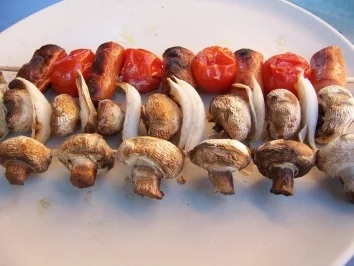 Grill - Champignonspieße ganz einfach - Rezept
