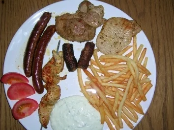 Rezept: Gyros-Teller nach griechischer Art bzw. so, wie uns der Grillteller schmeckt Bild Nr. 4 Gyros-Teller nach griechischer Art bzw. so, wie uns der Grillteller schmeckt - Rezept - Bild Nr. 4