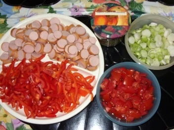 Würstchen-Gemüsegulasch mit Basmati-Reis - Rezept - Bild Nr. 3