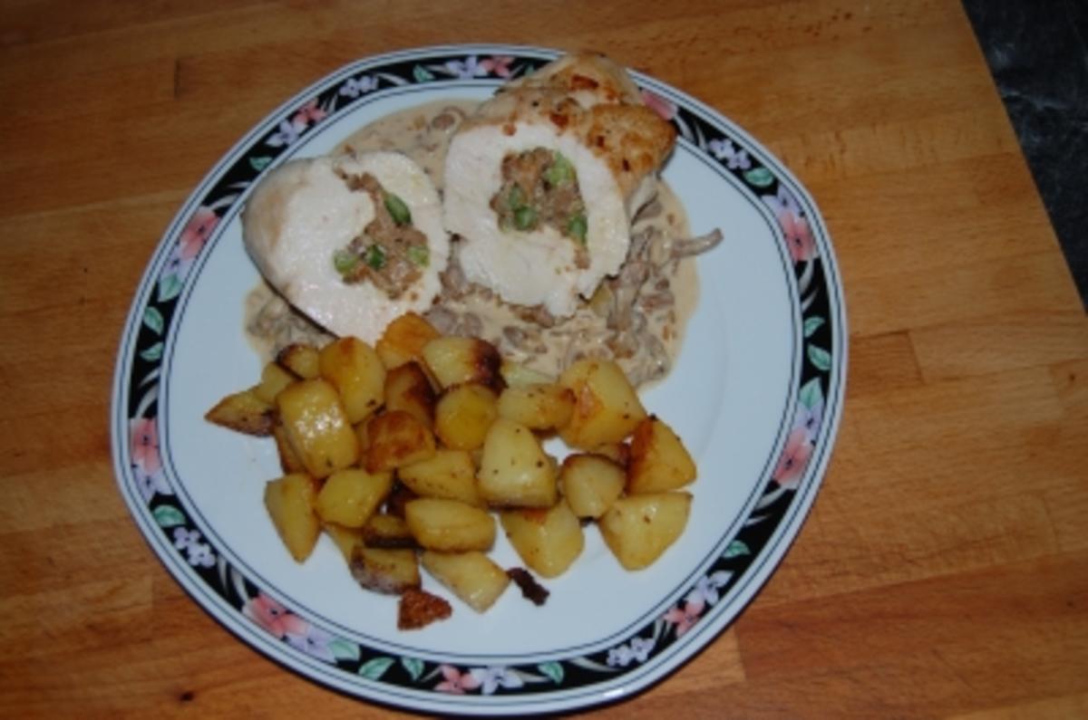 Hähnchenbrust mit grünem Spargel und Pfifferlingen - Rezept - kochbar.de