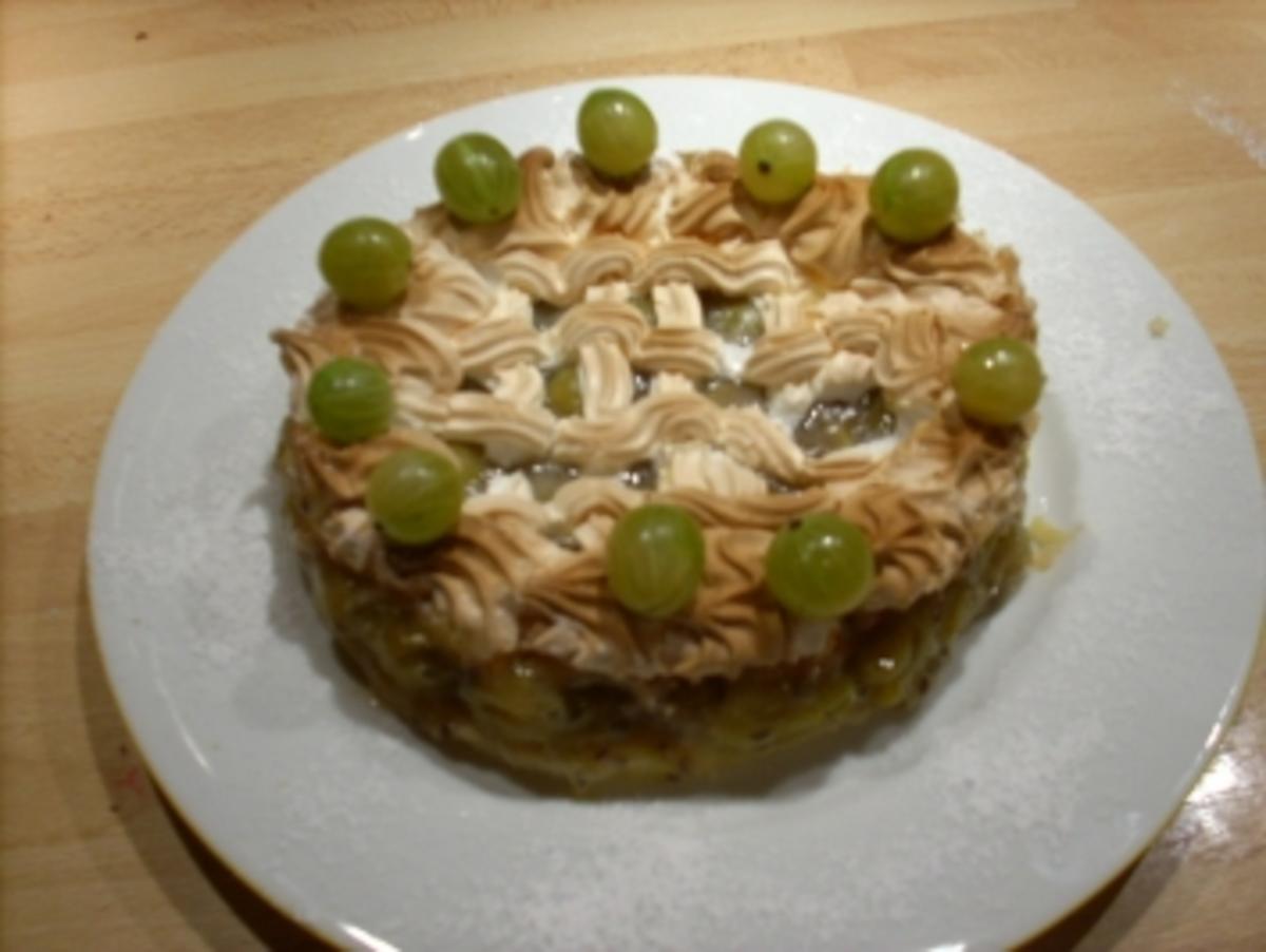 Stachelbeerkuchen mit Baiserhaube - Rezept - kochbar.de