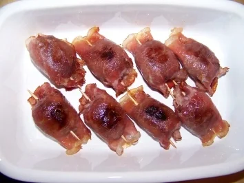 Snacks - Pflaumen im Speckmantel - Rezept