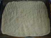 Schneller einfacher Pizzateig + Tomatensoße - Rezept