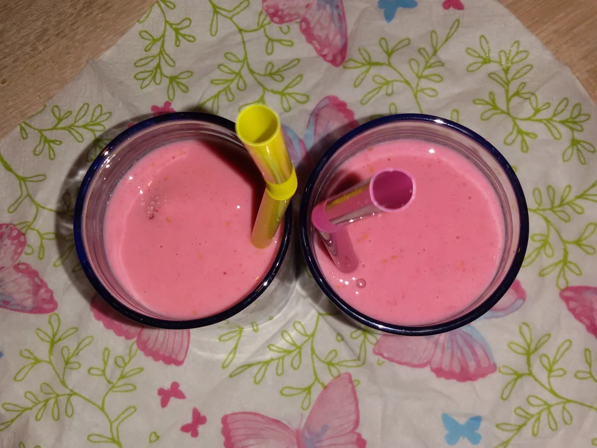 Rezept: Buttermilch-Himbeer Getränk Bild Nr. 4114 Buttermilch-Himbeer Getränk - Rezept - Bild Nr. 4114