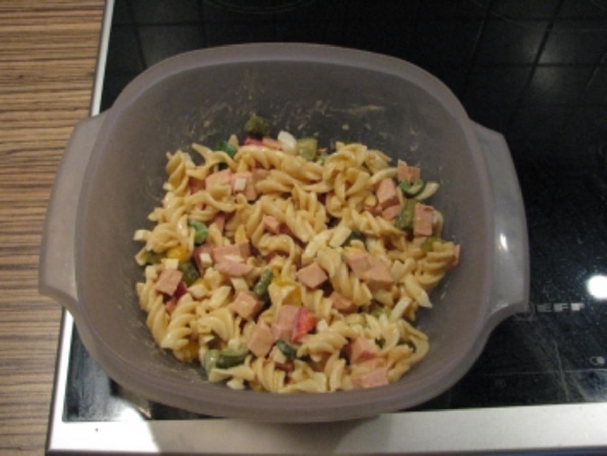 &amp;quot;SALAT&amp;quot; Nudelsalat a la Karin - Rezept mit Bild - kochbar.de