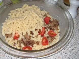 Rezept: Klassiker-Nudelauflauf Bild Nr. 3 Klassiker-Nudelauflauf - Rezept - Bild Nr. 3