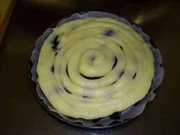 Caramelisierte Pflaumentarte an Rumsahne - Rezept - Bild Nr. 4