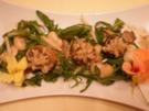 Shitake-Pilzrisotto in Riesenchampignons an Rucolasalat, gebratenen Austernpilzen und Riesenchampignons - Rezept