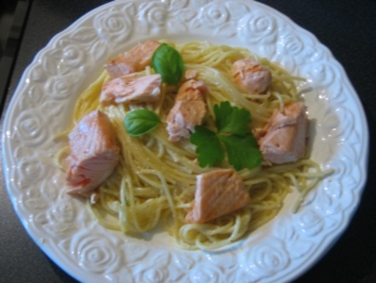 Lachs-Spaghetti in Sahnesoße - Rezept - Bild Nr. 6