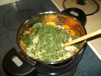 Rezept: Grünkernfrikadellen Bild Nr. 4 Grünkernfrikadellen - Rezept - Bild Nr. 4