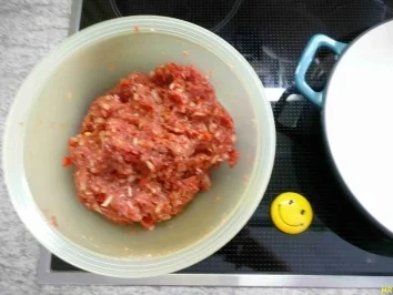 Rezept: Hackfleisch : Fleischbällchen in Currysoße Bild Nr. 3 Hackfleisch : Fleischbällchen in Currysoße - Rezept - Bild Nr. 3