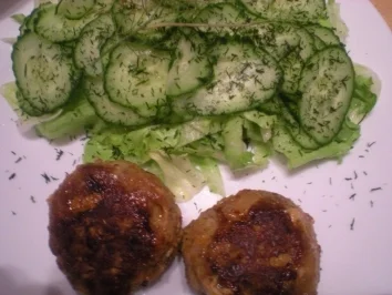 HAUPTGANG- "Bouletten mit roten und grünen Salat" - Rezept - Bild Nr. 2