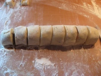 Rezept: Tomate/Mozzarella.......Brötchen Bild Nr. 6 Tomate/Mozzarella.......Brötchen - Rezept - Bild Nr. 6