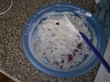 Rezept: Johannisbeer-Baiserkuchen Bild Nr. 2 Johannisbeer-Baiserkuchen - Rezept - Bild Nr. 2