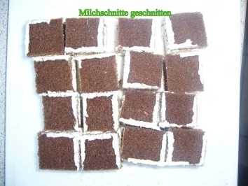 Rezept: Dessert: Milchschnitte flüchtet in Schokopudding Bild Nr. 3 Dessert: Milchschnitte flüchtet in Schokopudding - Rezept - Bild Nr. 3