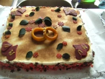 Rezept: Süße Schmandschnitten-Blechkuchen Süße Schmandschnitten-Blechkuchen - Rezept