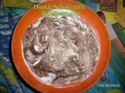 Zwischenmahlzeit: Dunkle Schoki mit Sahne trifft Bananenquark - Rezept