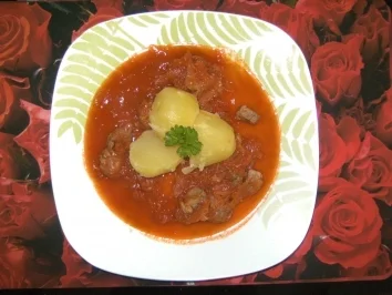 Gulasch nach Szegediner Art - Rezept
