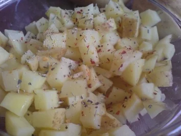 Kartoffelwürfel aus dem Backofen - Rezept - Bild Nr. 3