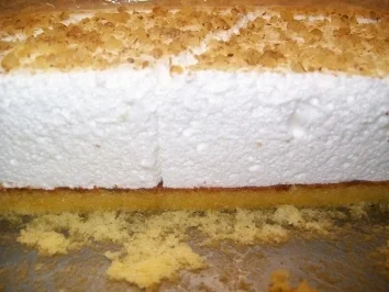 Rezept: Schaumkuchen / Sampita Bild Nr. 2 Schaumkuchen / Sampita - Rezept - Bild Nr. 2