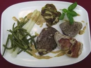 Dreierlei Filets mit Rahmsoße, Spargel, Bohnen und Pommes Macaires - Rezept