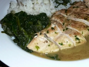 Putenfilet in Zitrone-Weinsoße mit Spinat - Rezept - Bild Nr. 3