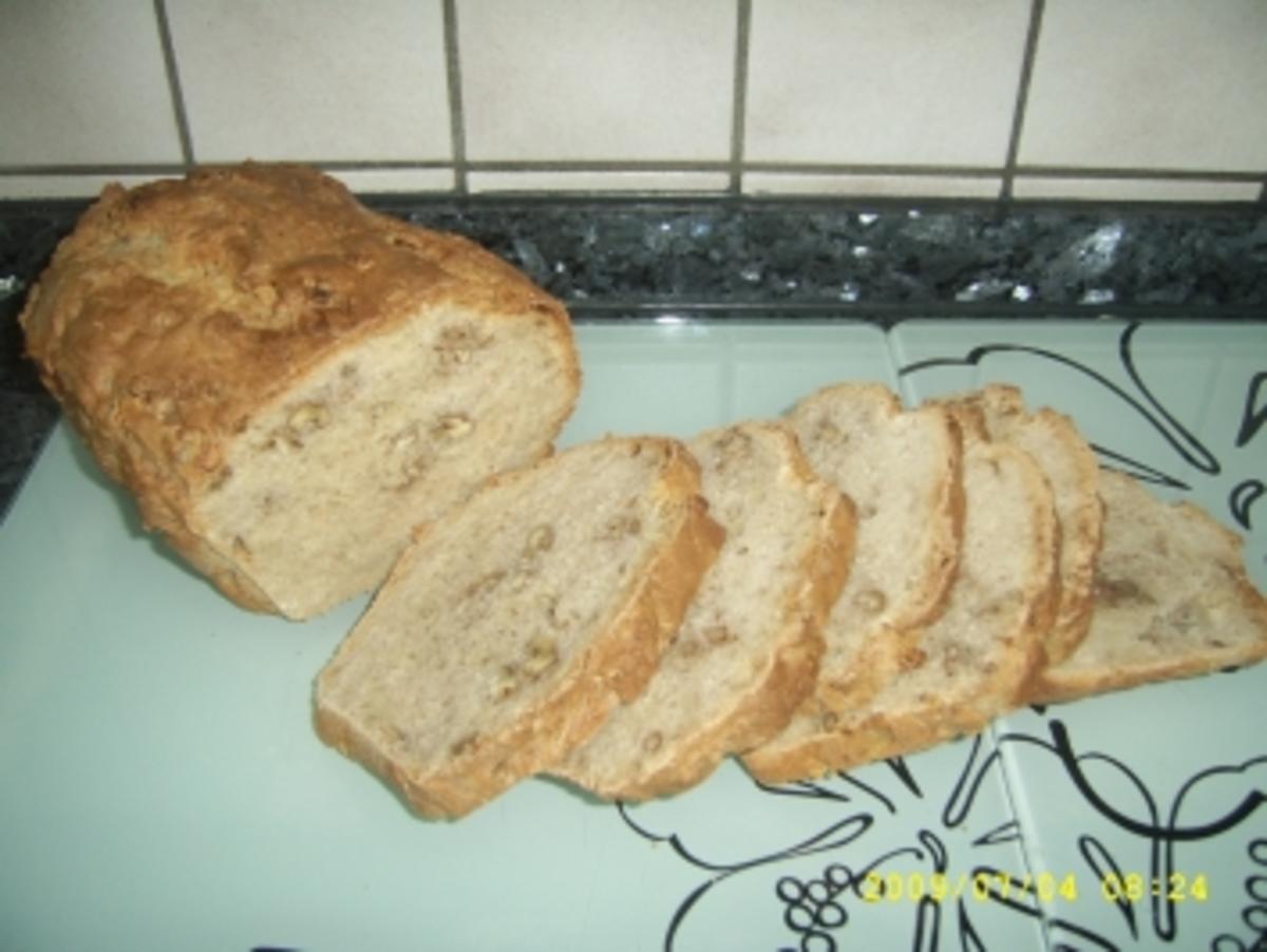 Dinkel - Walnuss - Brot - Rezept mit Bild - kochbar.de