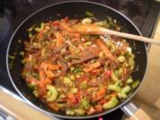 Rinder- Gurken- Geschnetzeltes Asiastyle - Rezept