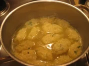 Suppe: Kräuter-Käse-Fan Suppe - Rezept