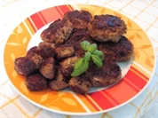 Frikadellen m. schwed. Einschlag - Rezept