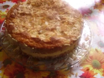 Bienenstich von Nadine mit Füllung - Rezept - Bild Nr. 3