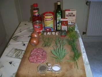 Rezept: Frische Kräuterbolognais an Spagetti Bild Nr. 2 Frische Kräuterbolognais an Spagetti - Rezept - Bild Nr. 2