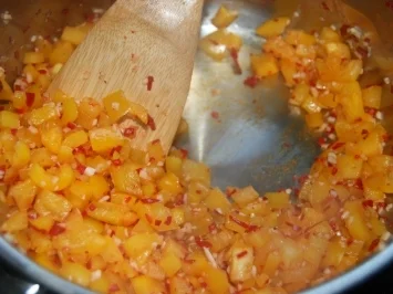 Rezept: Soßen: Ananas-Sauce Bild Nr. 4 Soßen: Ananas-Sauce - Rezept - Bild Nr. 4