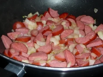 Rezept: Blumenkohl-Kartoffel-Auflauf mit Kabanossi Bild Nr. 5 Blumenkohl-Kartoffel-Auflauf mit Kabanossi - Rezept - Bild Nr. 5