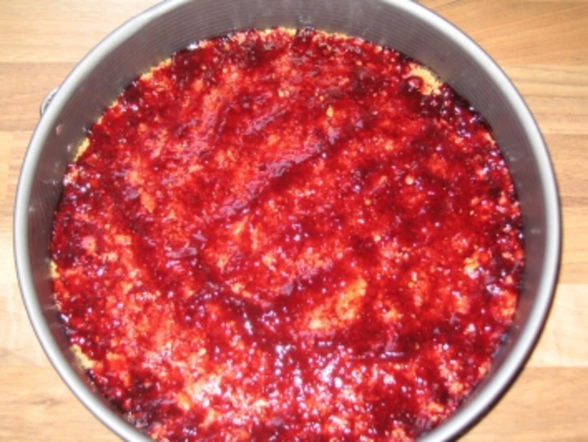 schicke Erdbeer-Frischkäse-Torte - Rezept - Bild Nr. 2