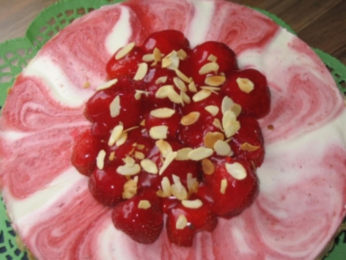 schicke Erdbeer-Frischkäse-Torte - Rezept - Bild Nr. 6