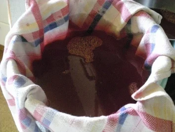 Rezept: Säfte : Ribisel / Johannisbeer Sirup Bild Nr. 4 Säfte : Ribisel / Johannisbeer Sirup - Rezept - Bild Nr. 4