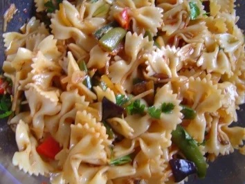 Asia-Nudelsalat - Rezept