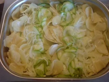 Kartoffel-Zucchini-Zwiebel-Gratin - Rezept - Bild Nr. 3