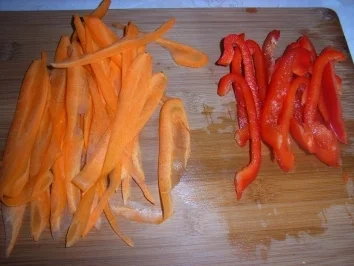 Rezept: Pizza "Küstenstrand" Bild Nr. 3 Pizza "Küstenstrand" - Rezept - Bild Nr. 3