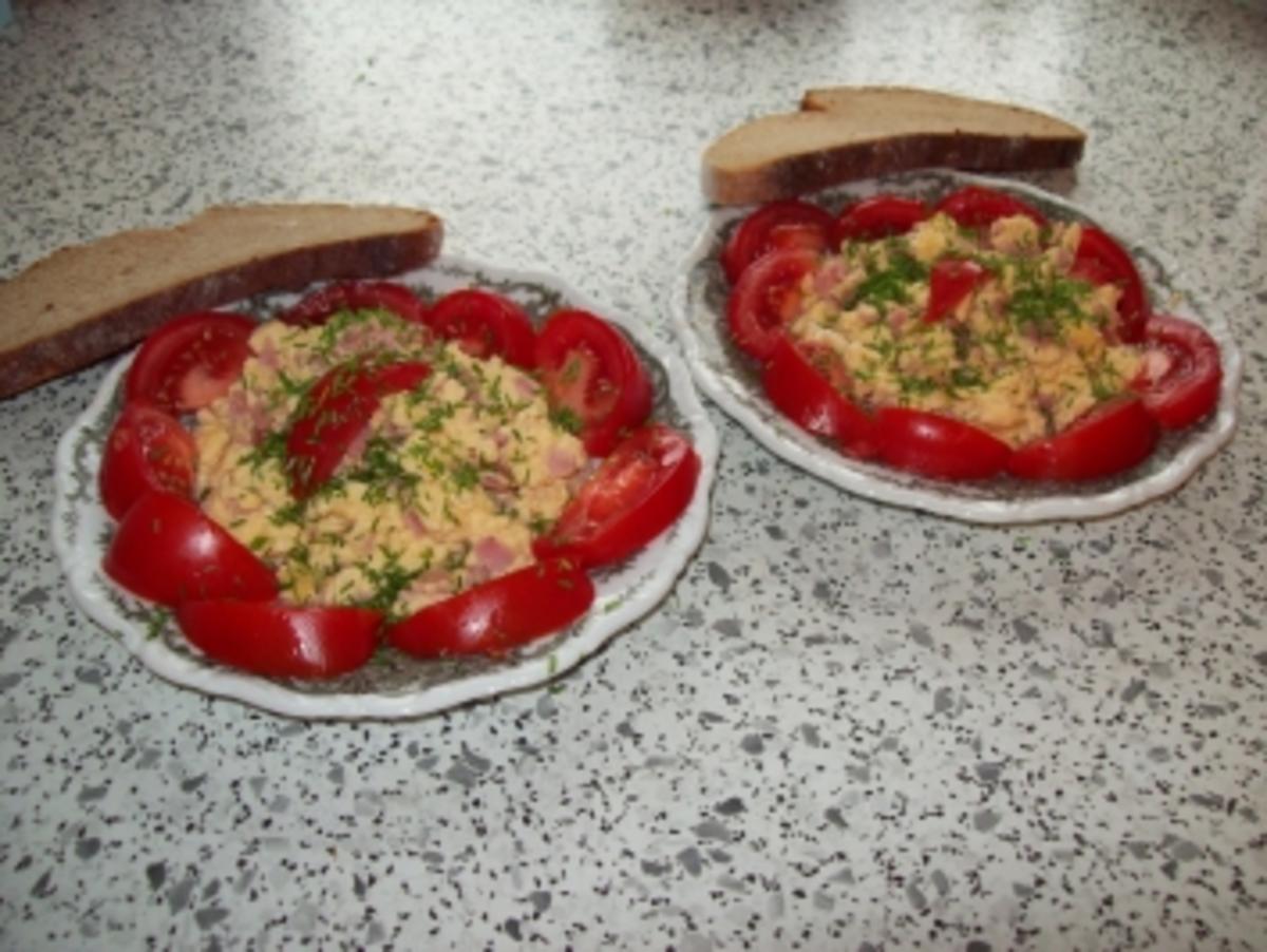 Rührei mit Schinken und Tomate - Rezept - Bild Nr. 2