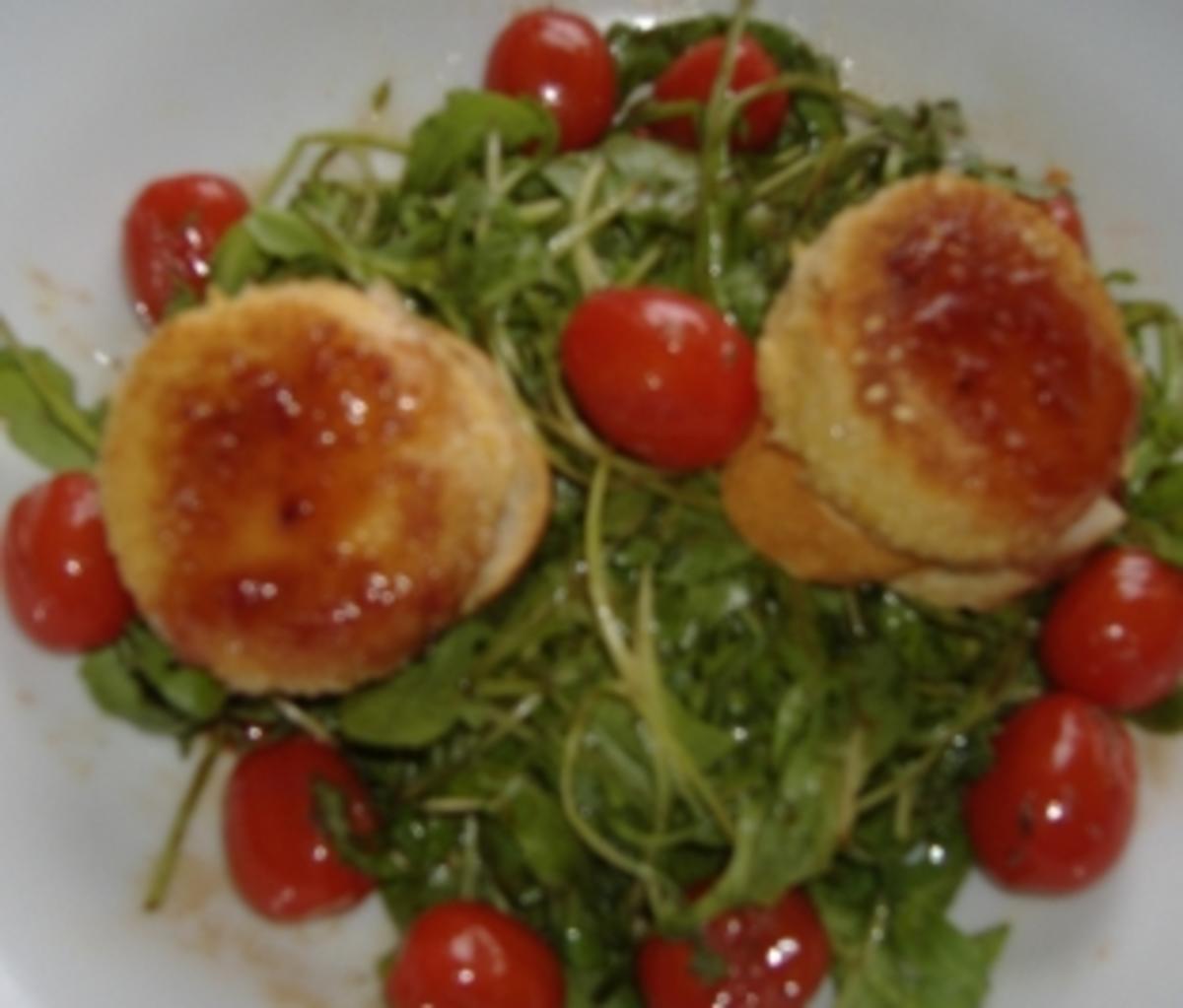 Crostini mit Birne und gebackenem Ziegenkäse - Rezept - kochbar.de