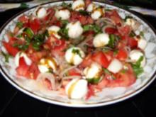 Mozarella-Tomaten-Basilikum-Salat - Rezept