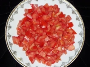 Rezept: Mozarella-Tomaten-Basilikum-Salat Bild Nr. 2 Mozarella-Tomaten-Basilikum-Salat - Rezept - Bild Nr. 2