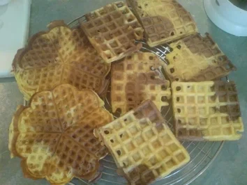 Rezept: Waffeln "Kuhflecken" Bild Nr. 3 Waffeln "Kuhflecken" - Rezept - Bild Nr. 3