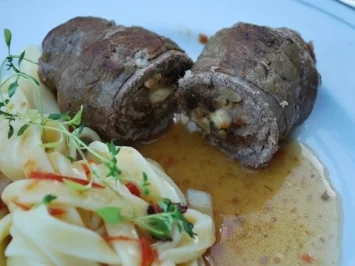 Rouladen mit Mozzarella-Füllung - Rezept