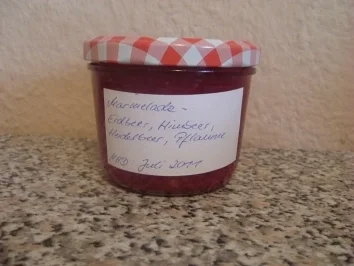 Rezept: MARMELADE- ERDBEER,HIMBEER,HEIDELBEER,PFLAUME MARMELADE- ERDBEER,HIMBEER,HEIDELBEER,PFLAUME - Rezept