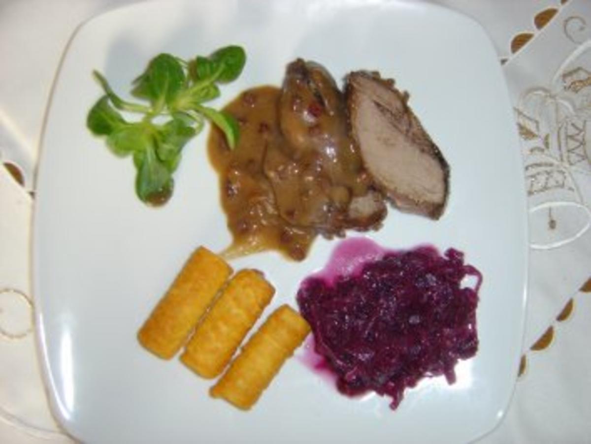 Bilder für Wildschweinbraten mit Wildschwein Fleisch frisch (Durchschnitt) und Zwei Tage darin einlegen Rezept