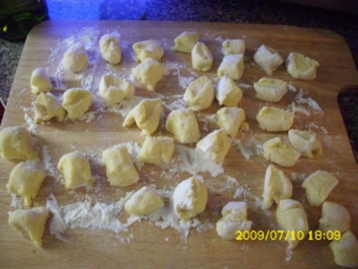 Pasta:   Gnocchi mit Salbei-Petersilienbutter - Rezept - Bild Nr. 4